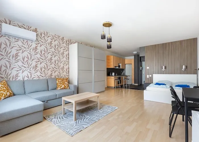 Daire Fut26 Peaceful, Stylish Behind Corvin Plaza Budapeşte