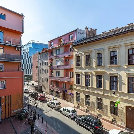 Fut26 Peaceful, Stylish Behind Corvin Plaza Budapeşte